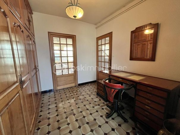 A louer MAISON  DE MAîTRE  MONTAIGU