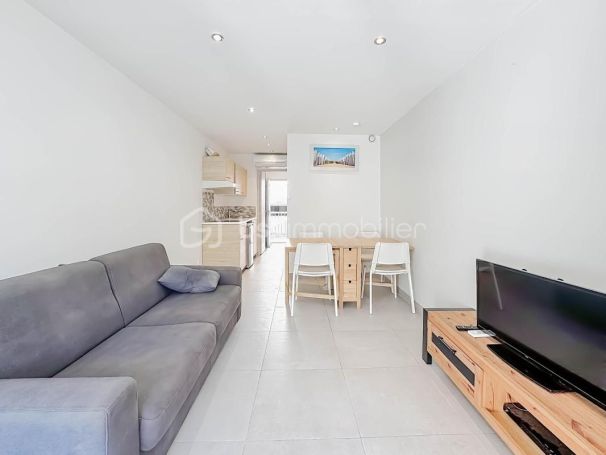 A louer STUDIO  24 M2 TERRASSE BORD DE MER PALAVAS LES FLOTS