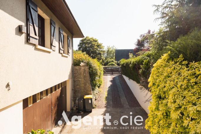 A louer MAISON  D'ARCHITECTE  ESQUAY NOTRE DAME