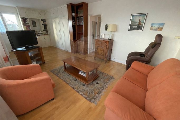 A louer APPARTEMENT T3 70 M2  BORDEAUX