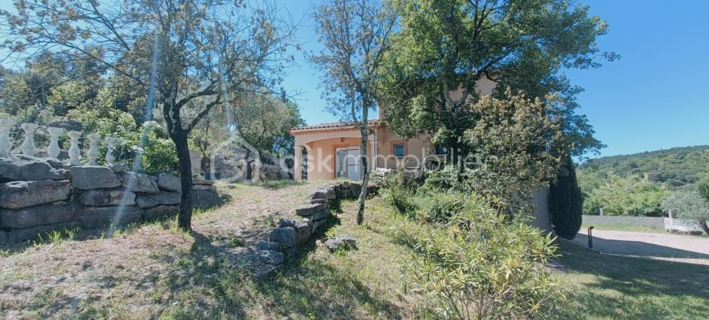 A louer MAISON  7 PIECES 175 M2  SAINT MARTIN DE VALGALGUES