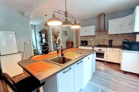 A louer APPARTEMENT NEUF T6 240 M2 TERRASSE  CETTE EYGUN