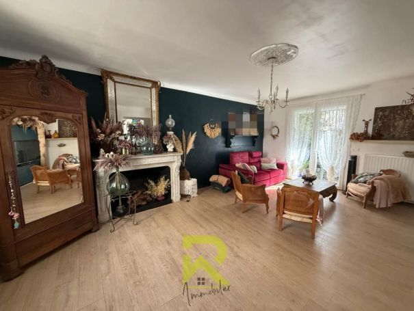 A louer MAISON  DE MAîTRE  BESSAN