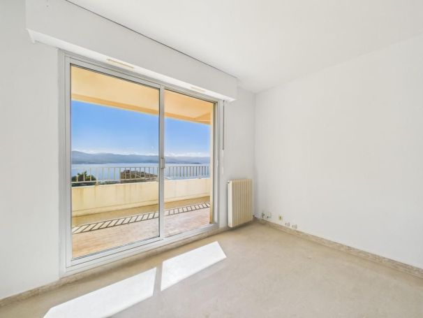A louer APPARTEMENT T3 77 M2 TERRASSE VUE MER AJACCIO