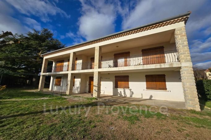 A louer APPARTEMENT T3 55 M2  SIMIANE COLLONGUE