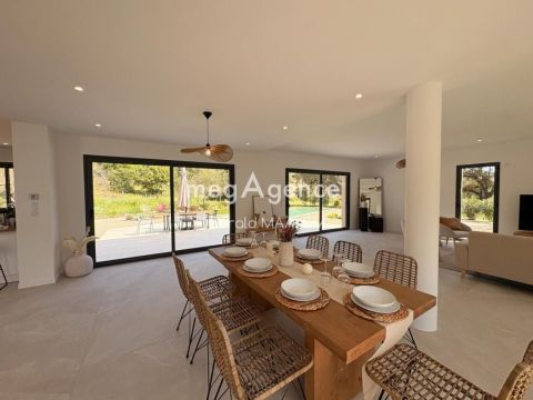 A louer MAISON 7 PIECES 243 M2 LE PLAN DE LA TOUR