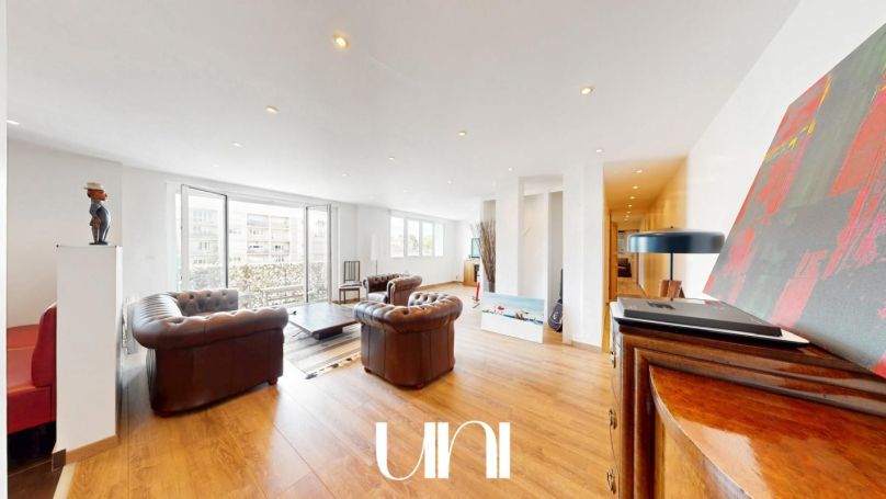 A louer APPARTEMENT T3 105 M2  CAEN