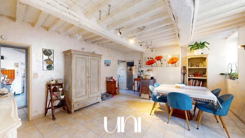 A louer MAISON  DE MAîTRE BORD DE MER THAON