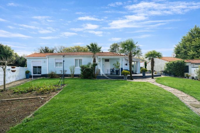 A vendre MAISON  4 PIECES 114 M2  AVRILLE