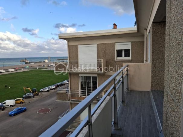 A louer APPARTEMENT T4 78 M2 VUE MER DIEPPE
