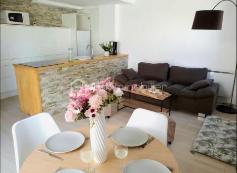 A louer MAISON  3 PIECES 42 M2 BORD DE MER AIGUES MORTES