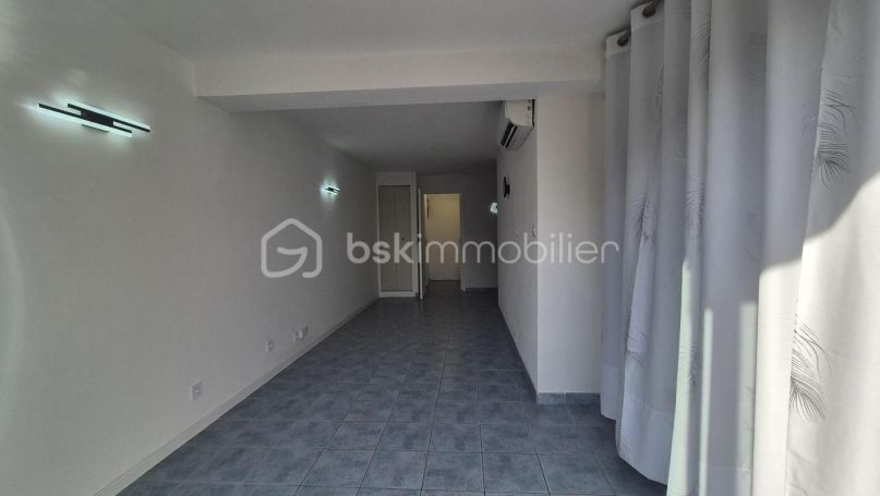 A louer APPARTEMENT T2 33 M2 TERRASSE BORD DE MER ARGELES SUR MER