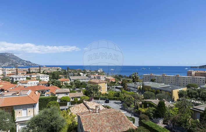 A louer APPARTEMENT T3 74 M2 TERRASSE VUE MER BEAULIEU SUR MER