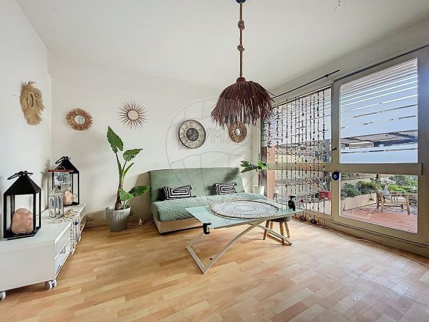 A louer STUDIO  32 M2 TERRASSE  PERPIGNAN