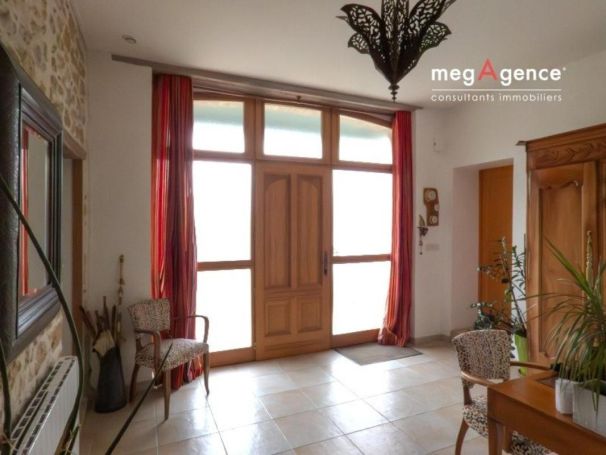 A louer MAISON  DE MAîTRE  AVRILLE