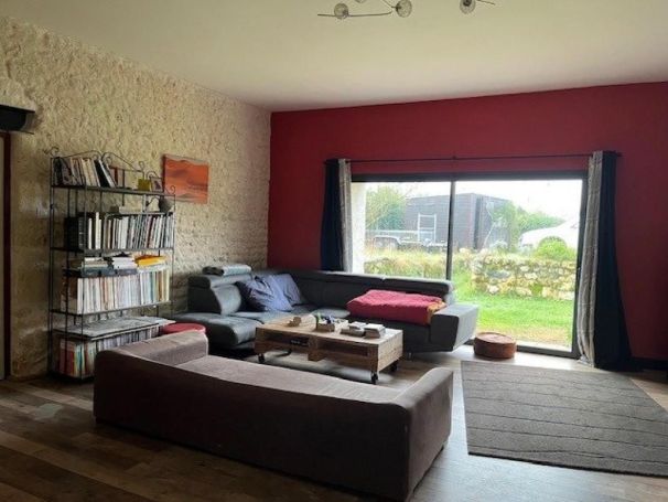 A louer MAISON  DE MAîTRE  LE GUA