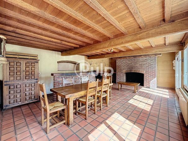 A louer LONGèRE  6 PIECES 122 M2  ESTREES LES CRECY