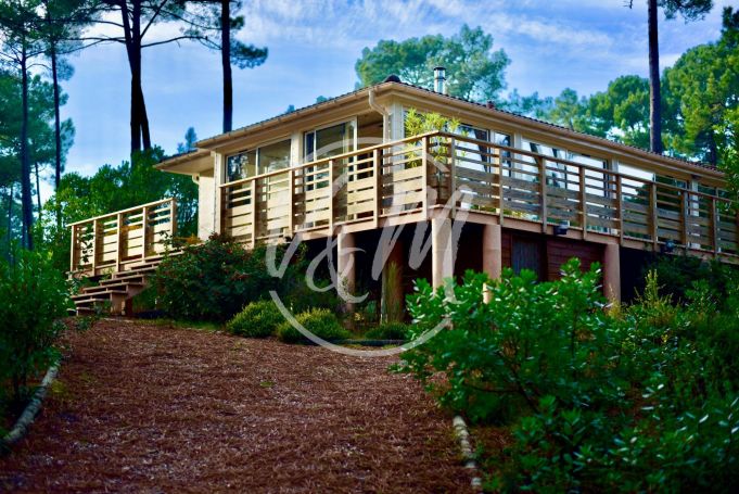 A vendre CHALET NATURISTE 5 PIECES 76 M&sup2; Le porge