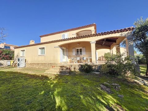 A vendre CHARMANTE VILLA 6 PIECES 190 M&sup2;  La Ciotat