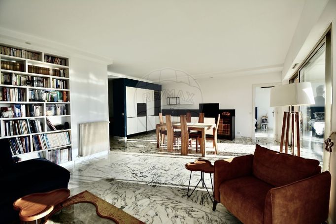 A louer APPARTEMENT DE PRESTIGE T4 103 M2 TERRASSE VUE MER LE CANNET