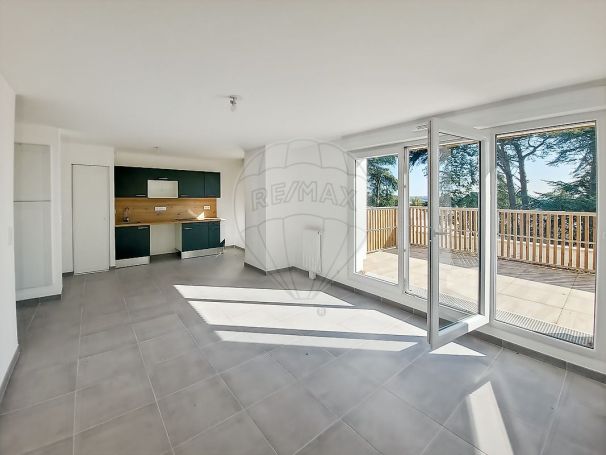 A louer APPARTEMENT T3 55 M2 TERRASSE  COUERON