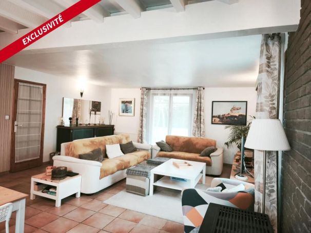 A louer MAISON  DE MAîTRE  SAINT CIERS DE CANESSE