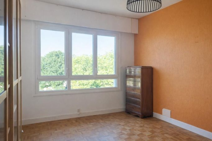 A louer APPARTEMENT T4 76 M2  NANTES