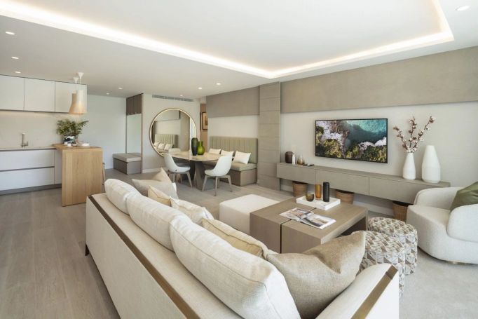 A louer PENTHOUSE DE PRESTIGE T4 137 M2 TERRASSE PIEDS DANS L'EAU MARBELLA