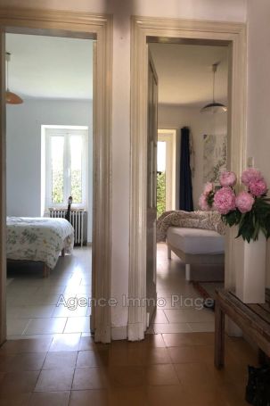 A vendre MAISON  6 PIECES 105 M2 BORD DE MER SOULAC SUR MER