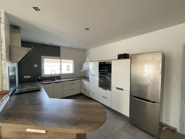 A vendre MAISON  4 PIECES 95 M2  LE BERNARD