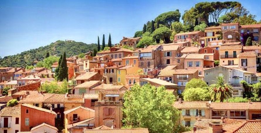 A louer APPARTEMENT T4 85 M2 TERRASSE BORD DE MER BORMES LES MIMOSAS