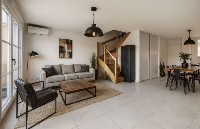 A louer MAISON  CONTEMPORAINE  LA GARDE FREINET