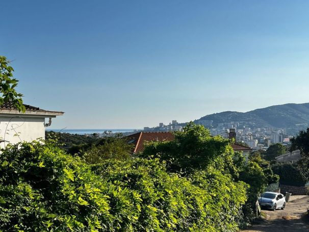 A louer APPARTEMENT T3 63 M2 TERRASSE BORD DE MER AJACCIO
