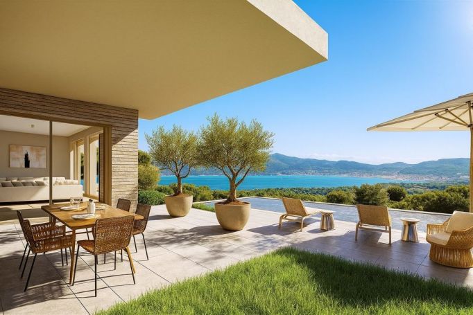 A louer MAISON  7 PIECES 385 M2 BORD DE MER GRIMAUD