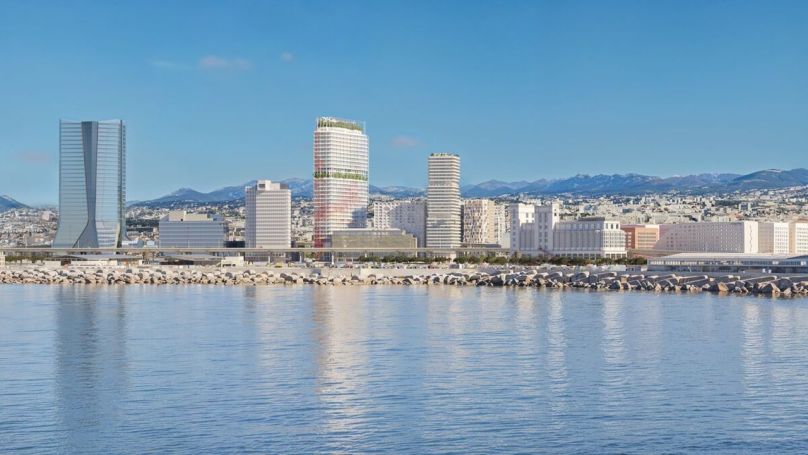 A louer APPARTEMENT DE PRESTIGE T4 206 M2 TERRASSE BORD DE MER MARSEILLE 2EME