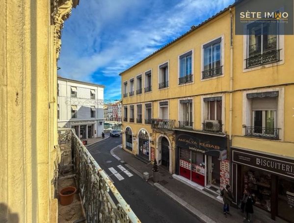 A louer APPARTEMENT T4 122 M2 TERRASSE BORD DE MER SETE