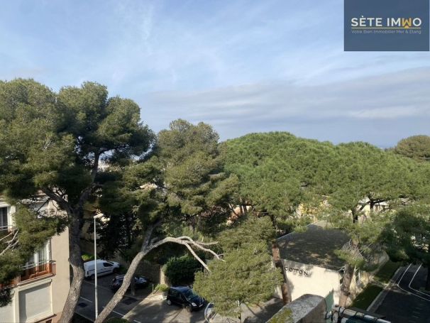 A louer APPARTEMENT T4 64 M2 BORD DE MER SETE