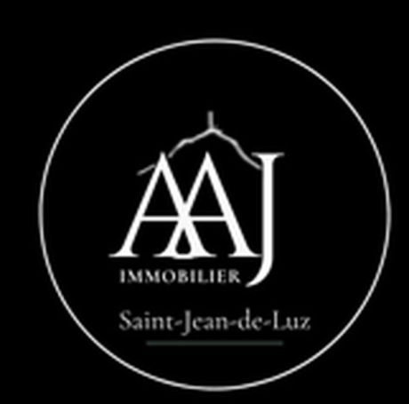 A louer MAISON  DE MAîTRE PIEDS DANS L'EAU SAINT JEAN DE LUZ