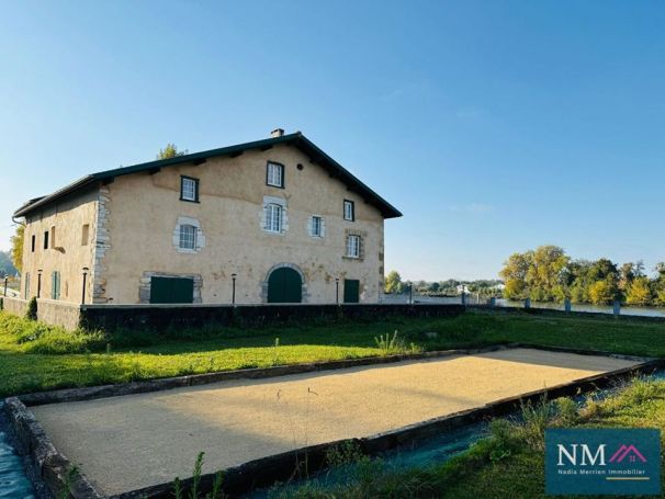 A louer MAISON  DE MAîTRE  URCUIT