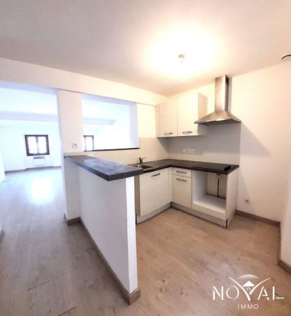 A louer APPARTEMENT T2 54 M2  GRASSE