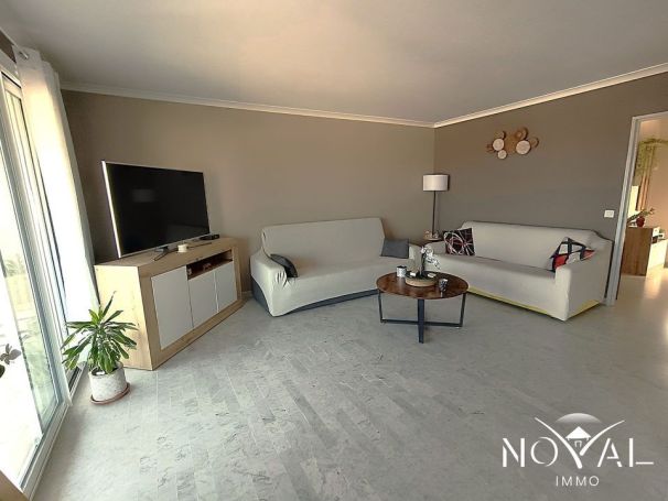 A louer APPARTEMENT T4 74 M2 TERRASSE VUE MER GRASSE