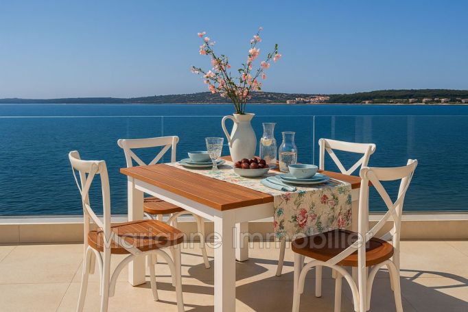 A louer APPARTEMENT DE PRESTIGE NEUF T4 89 M2 TERRASSE BORD DE MER SETE