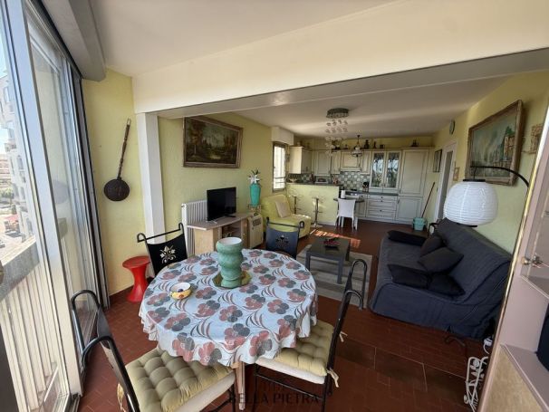 A louer APPARTEMENT T2 46 M2 BORD DE MER MAUGUIO