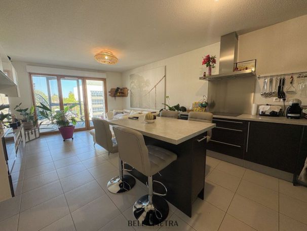 A louer APPARTEMENT T4 80 M2 TERRASSE  MONTPELLIER