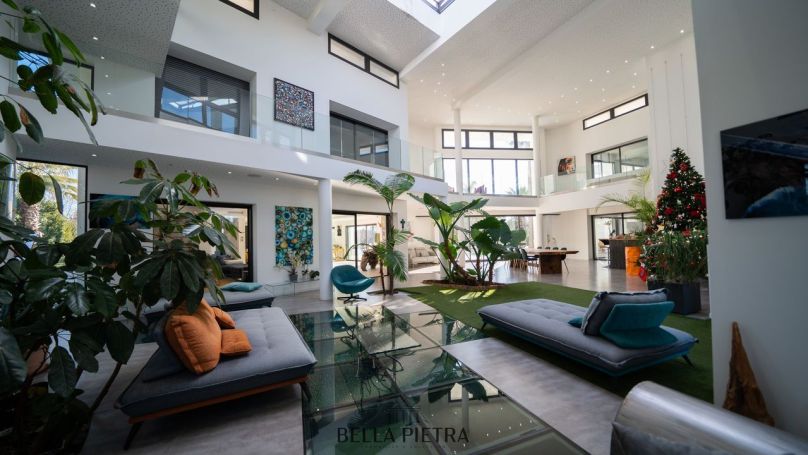 A louer MAISON  14 PIECES 800 M2  MONTPELLIER