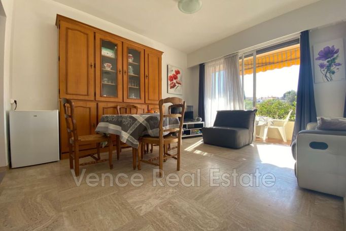 A louer STUDIO NEUF  33 M2 TERRASSE BORD DE MER VENCE