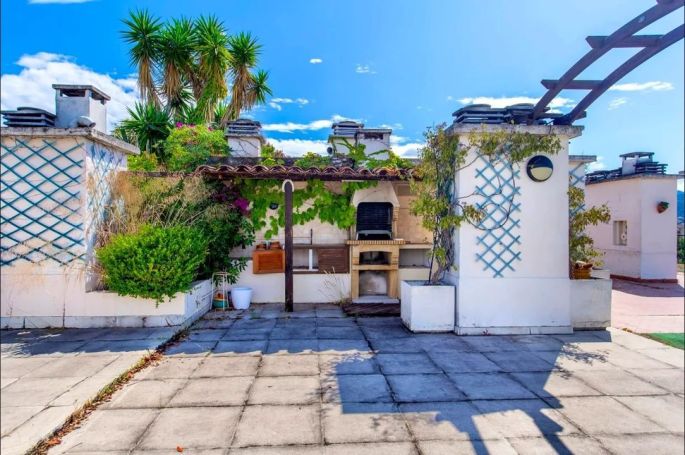 A louer APPARTEMENT DE PRESTIGE T4 144 M2 TERRASSE BORD DE MER NICE