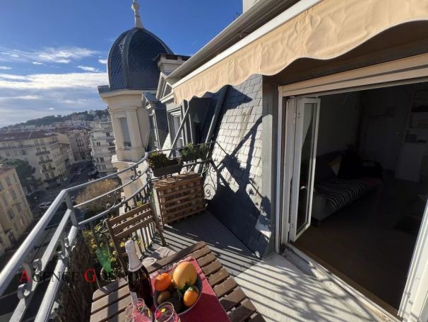 A louer APPARTEMENT NEUF T2 45 M2 TERRASSE BORD DE MER NICE