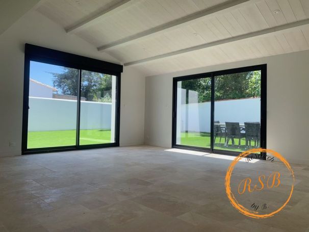 A louer MAISON  5 PIECES 140 M2 BORD DE MER LA FLOTTE