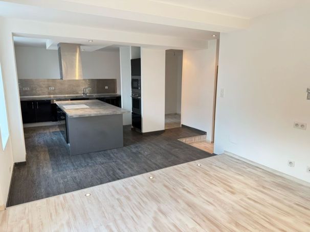 A louer APPARTEMENT T3 75 M2 BORD DE MER NARBONNE